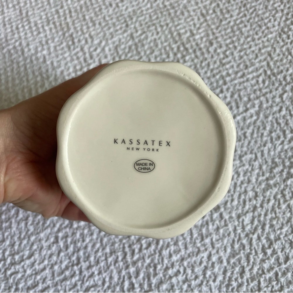 NEW Anthropologie Le Marais Scalloped Bath Jar Cream Gold Trim - Picture 5 of 5